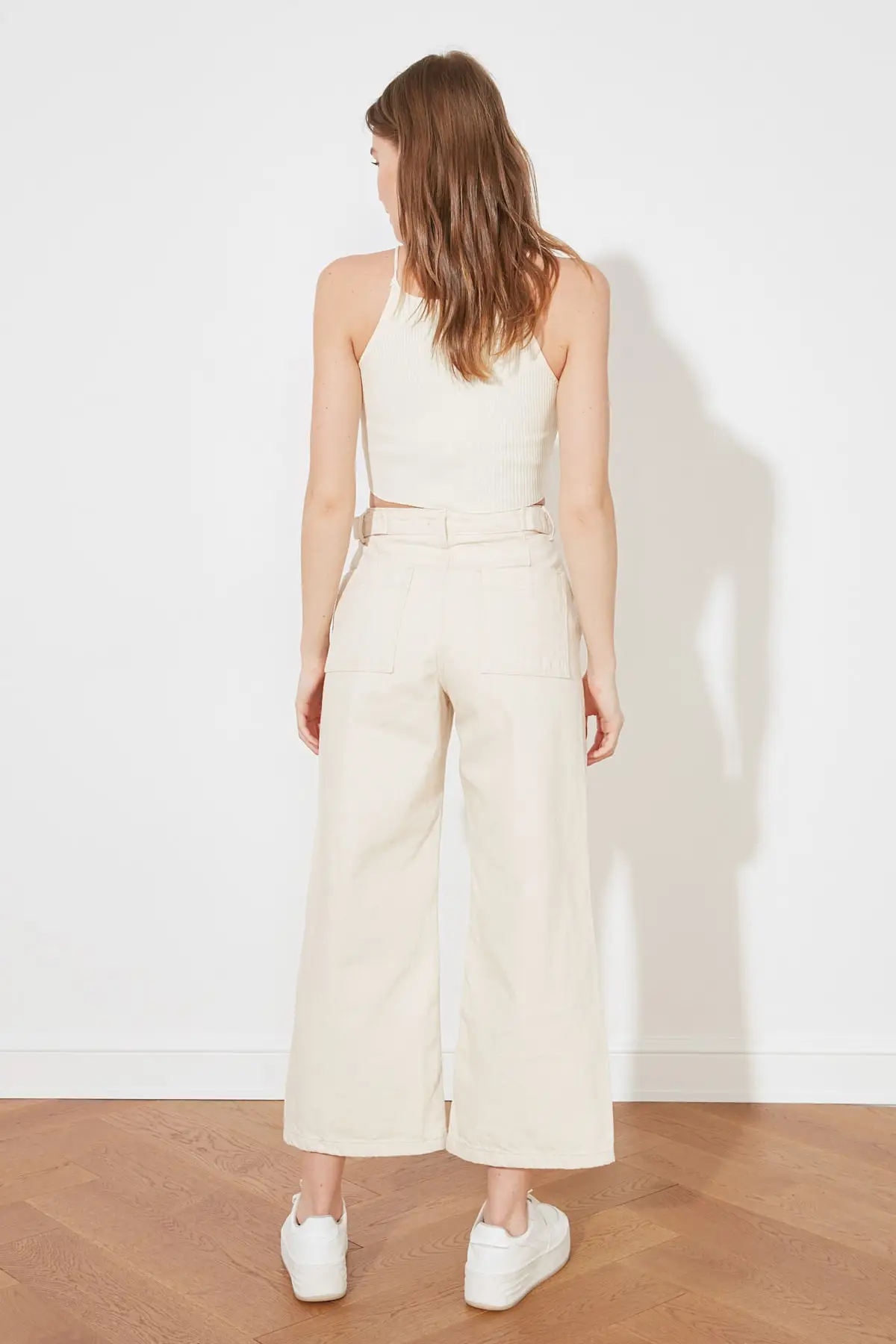 

Button Detailed High Waist Culotte Jeans