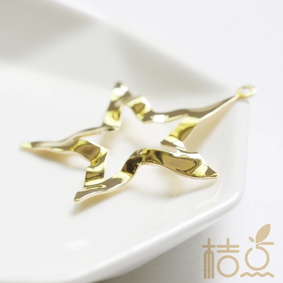 Текстурированная подвеска в виде звезды из твердой латуни-41x39 мм (4239C)