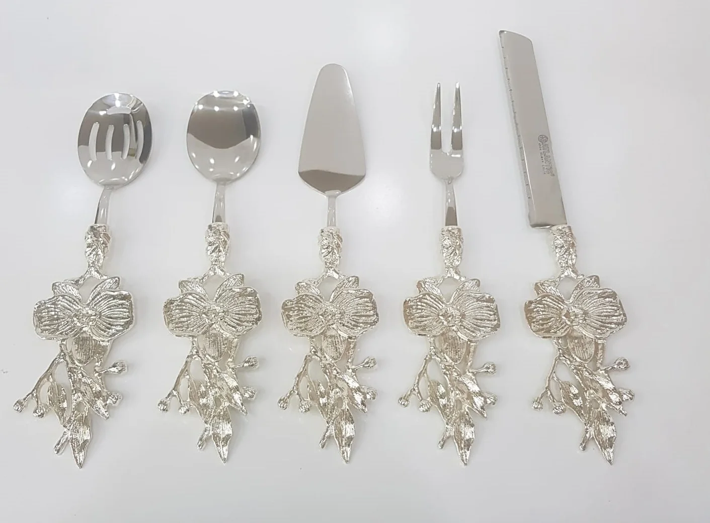 

5 Piece Orchid Design Service Cutlery Silver Colour Tableware Metal Flower Details Kitchen Food Presentation Decorative