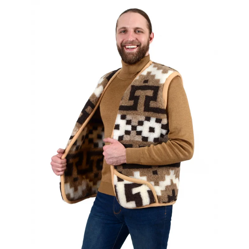 Жилет меховой из верблюжьей шерсти на молнии |