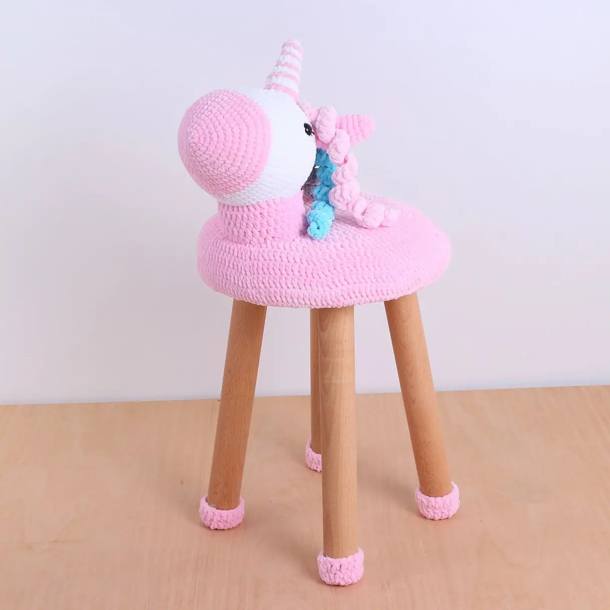 

Crochet handmade Amigurumi kids chair stool-personalized-European product