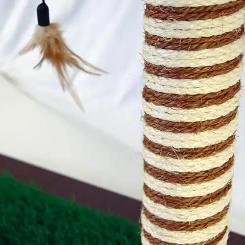 Скребок элегантность с травой артифический|Клетки| |