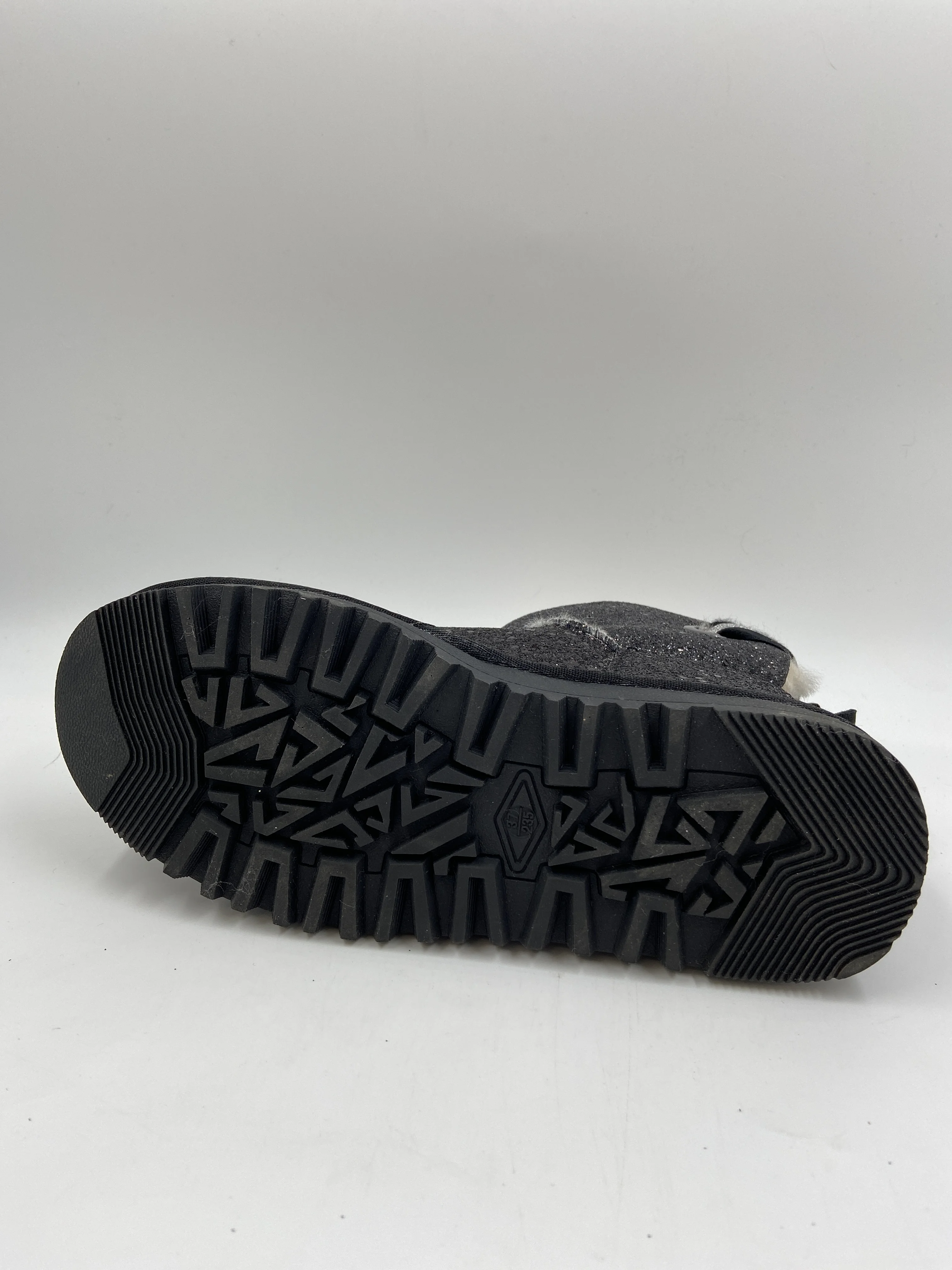 Угги зимние женские черные с блестками |