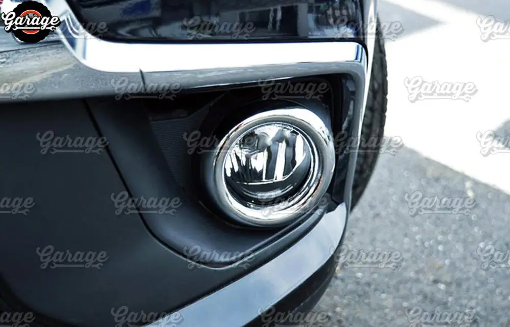 Накладки на передние противотуманные фары для Mitsubishi Outlander Sport 2013-2017 ABS пластик