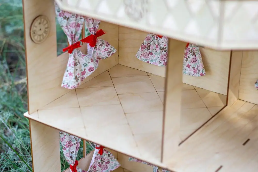 Конструктор большой фанерный кукольный домик с верандой 48*48*67 см Деревянный