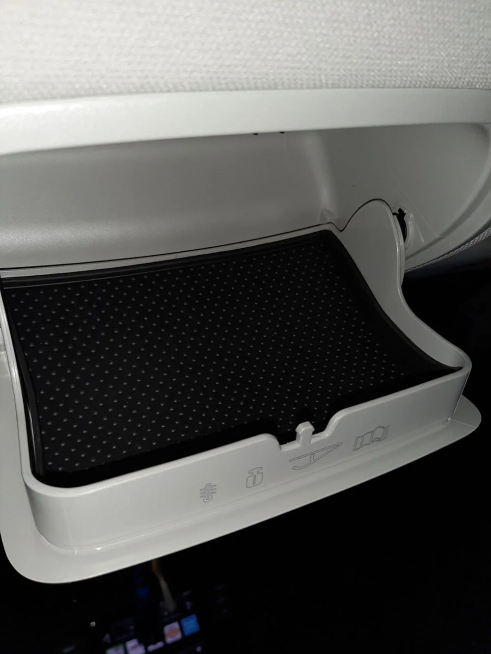 Очечник Volkswagen Taos Отделение для очков серый perlgrau Holder VAG 5E0868837BY20 |