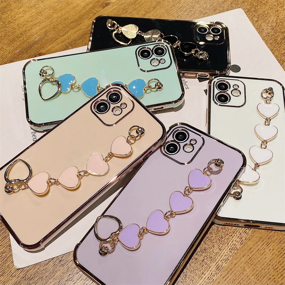 

Luxury Plating Love Heart Chain Wrist Bracelet Soft Phone Case for Iphone 13 12 Pro Max X XS XR 11 Pro Max 7 8 Plus Coque Cover