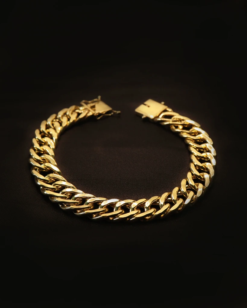 

GRUMET 15MM Old Coin Bracelet Identical to 18K Gold (Eternal Guarantee in Color) Does not peel, does not darken