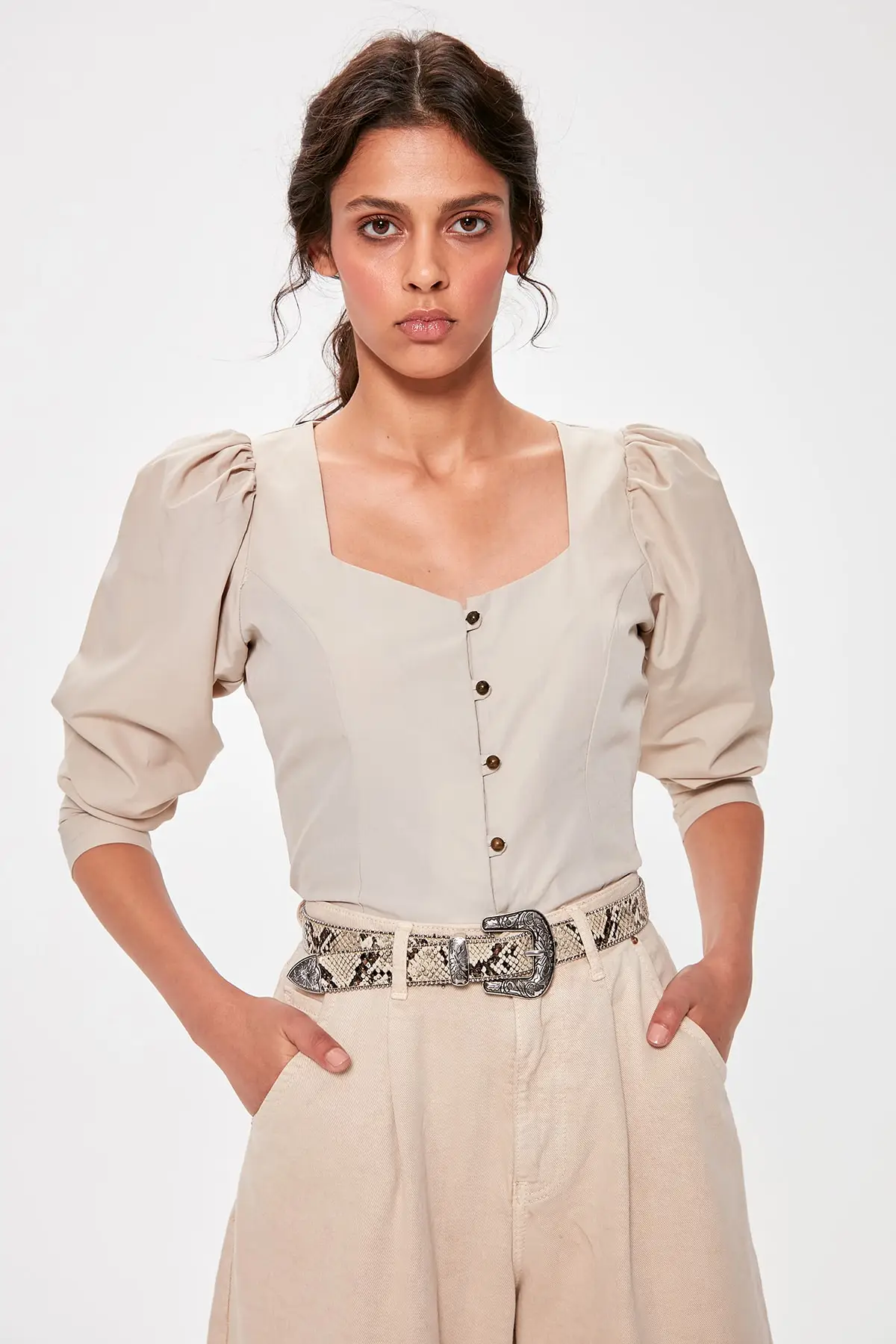Trendyol каменные бусины подробные Bluz TWOAW20BZ0465| |