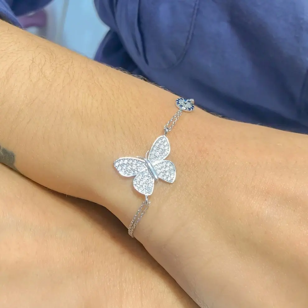 

New Butterfly The Genres Change silver bracelet