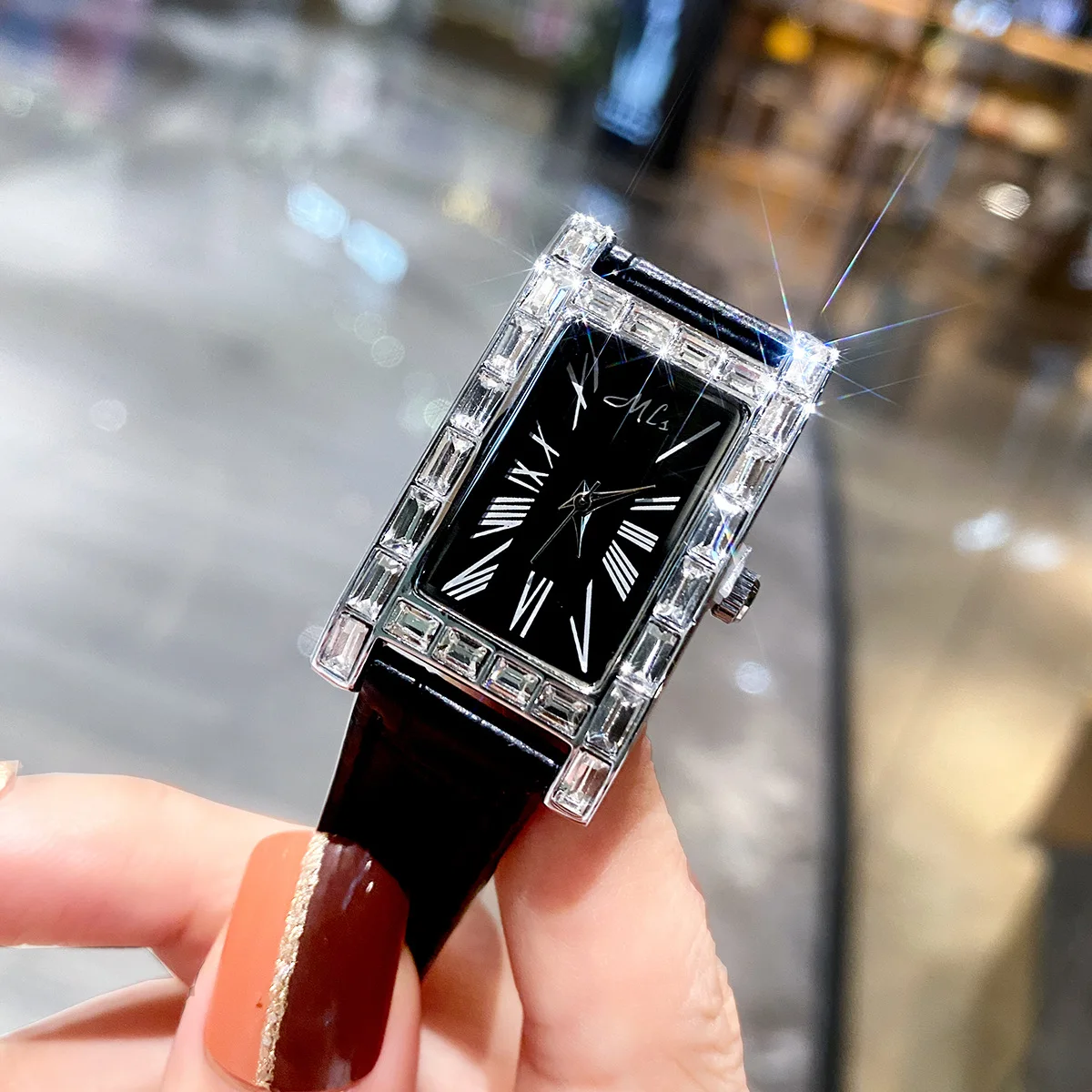 Ladies Compact Exquisite Watch Ins Style  Light Luxury Niche Female Watch Small Dial  Fashion Minimalist Female Quartz Clock enlarge