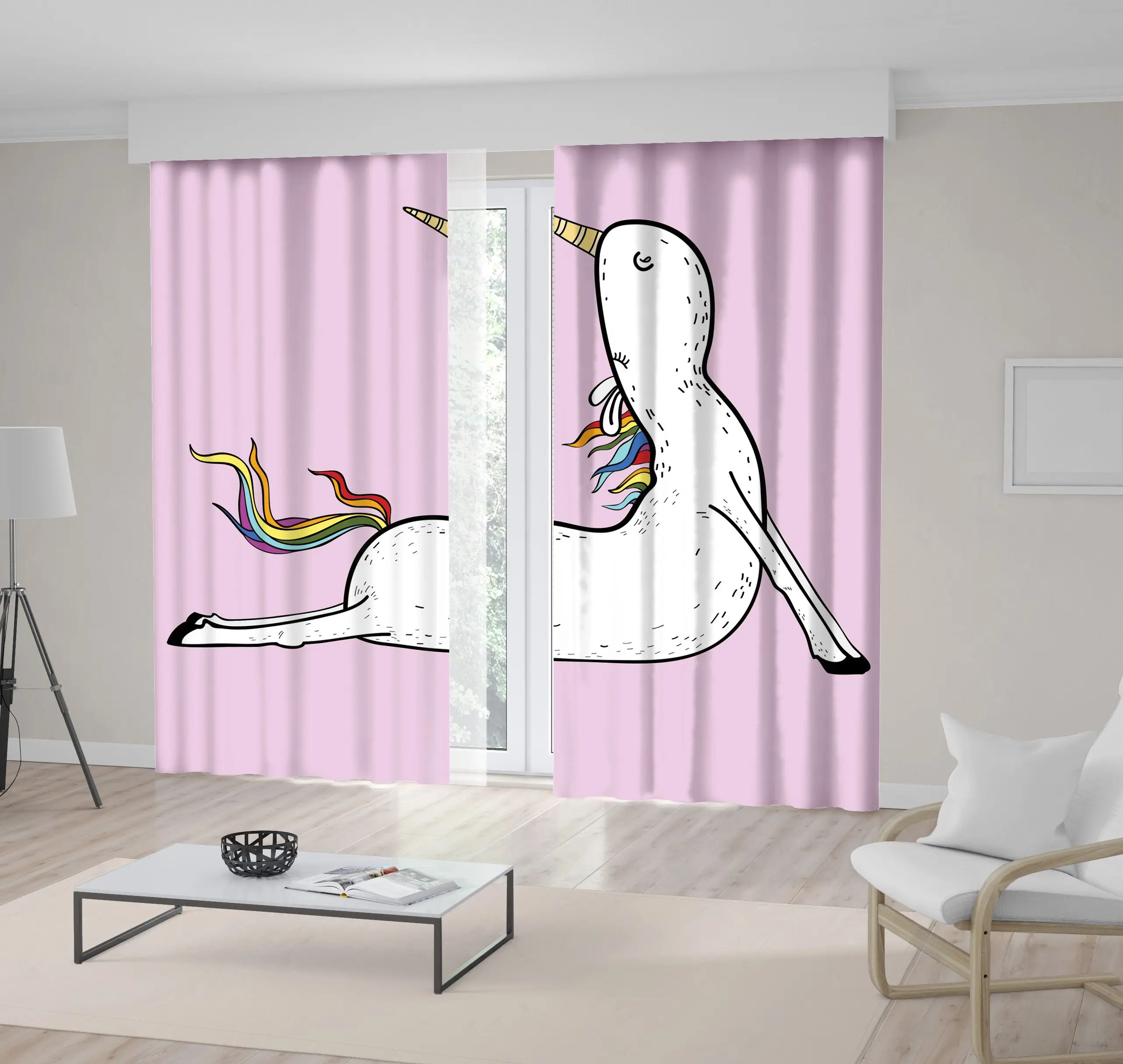 Занавеска Единорог на розовом фоне занятия йогой упражнения радужные цвета
