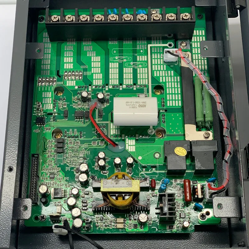 Преобразователь частоты для двигатель миксера 380V 15KW 3 фазы Вход и три Выход 50 Гц/60