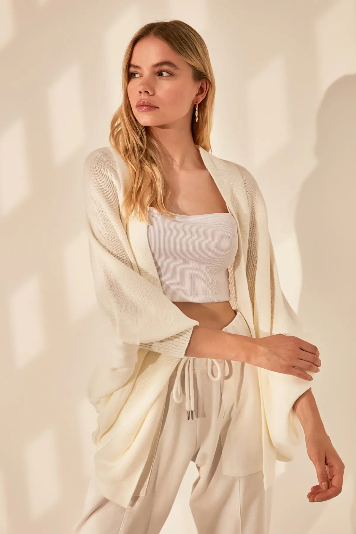 

Trendyol Balloon Sleeve Knitwear Cardigan TWOAW20FV0002