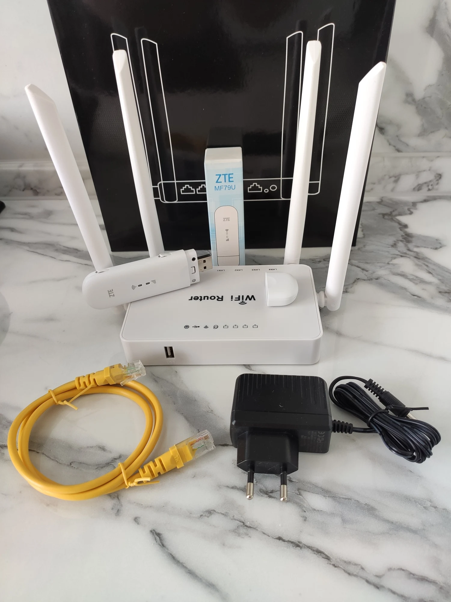Готовый комплект интернета для дачи дома ZTE MF79 модем LTE 4G 3G WIFI роутер ZBT Zyxel