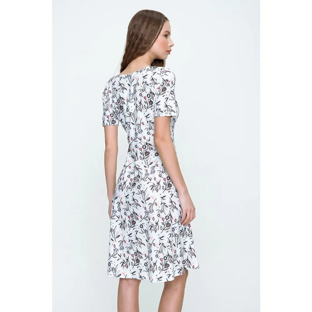 

Floral Pattern V-Neck Short Sleeve White Women's Dress