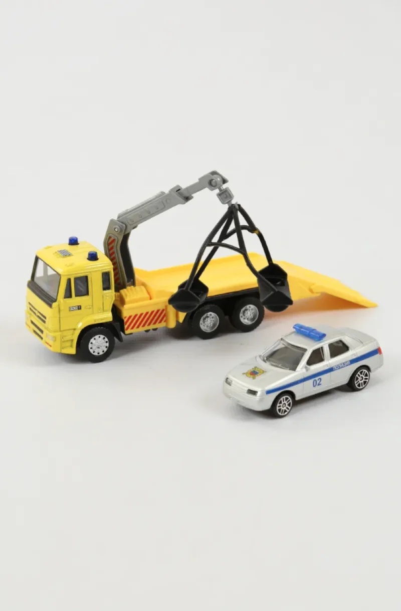 Металлический эвакуатор с машинкой инерционная машинка коллекционная |