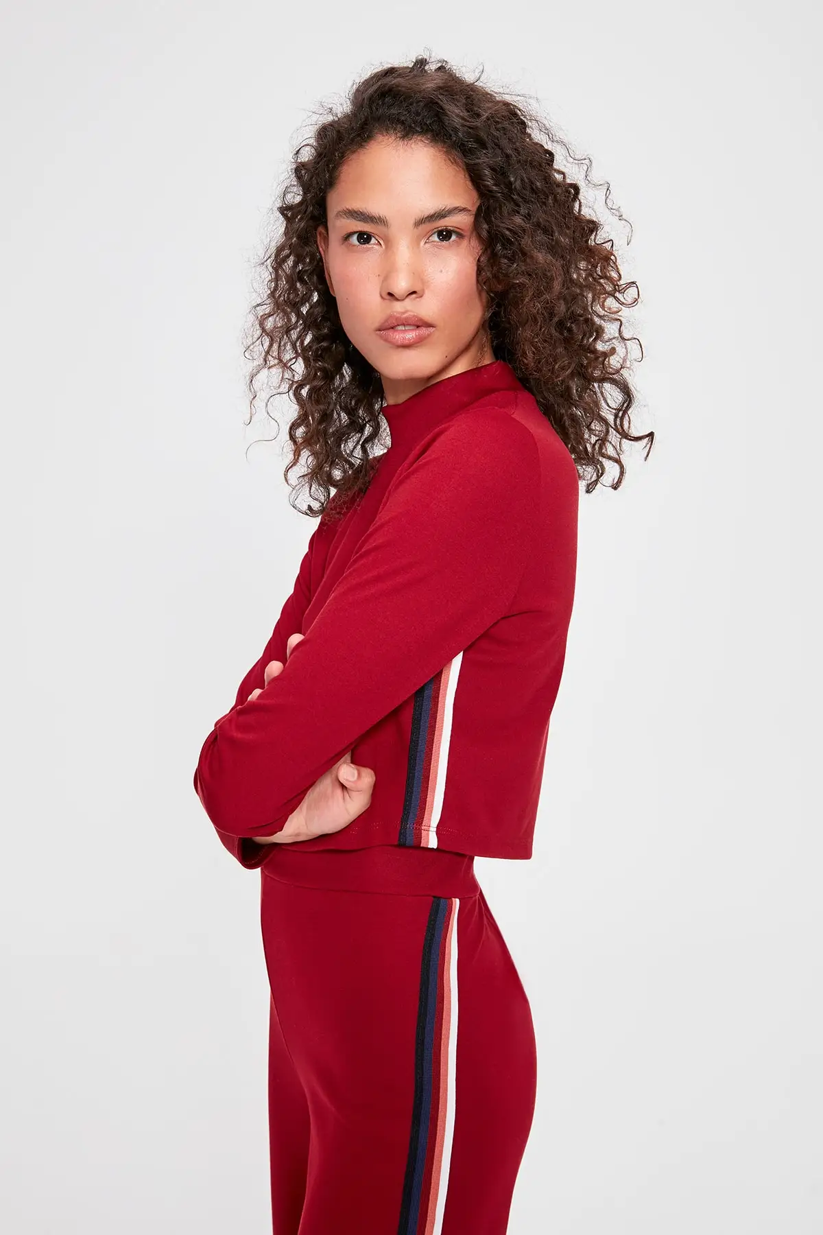 Trendyol бордовая лента деталь правый воротник ТРИКОТАЖНЫЙ УКОРОЧЕННЫЙ ТОП блузка