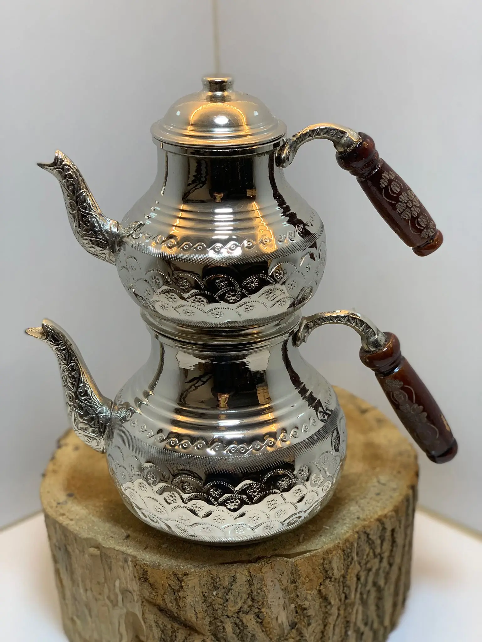 

Медный инкрустированный и кованый медный чайник, чайная чаша