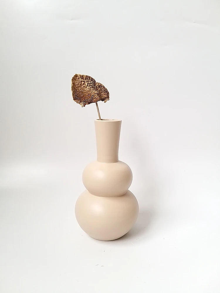 

EWP - Halil Onat Design Handmade Oseo Vase