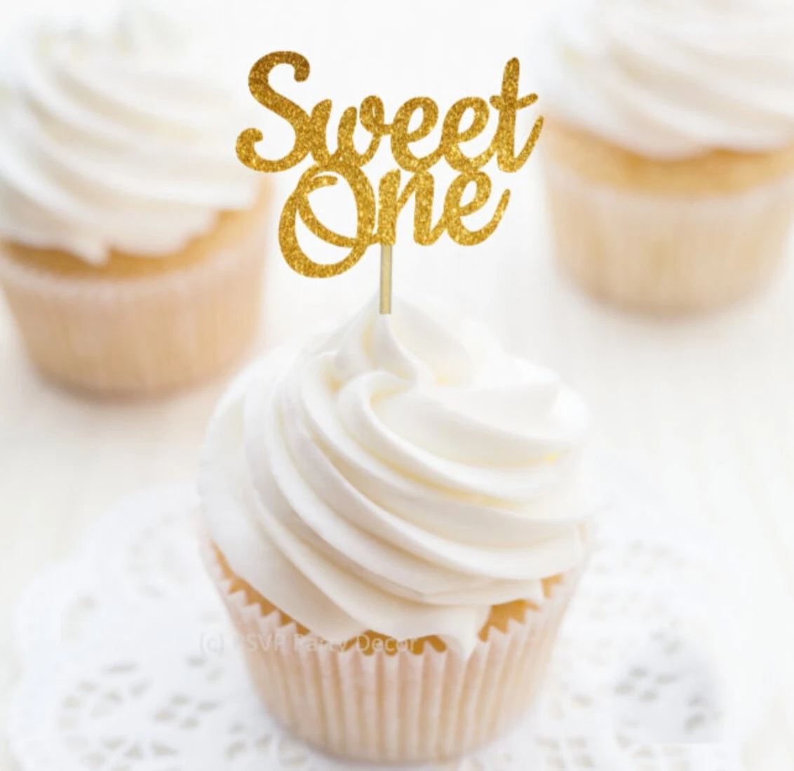 

12PCS Gold Sweet One cupcake decoration, donuts birthday party supplies