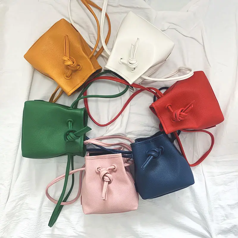 

Vasic – Mini Sac Seau en Cuir Véritable à Motif Litchi Pour Femmes, Sac à Bandoulière de Couleur Unie Simple