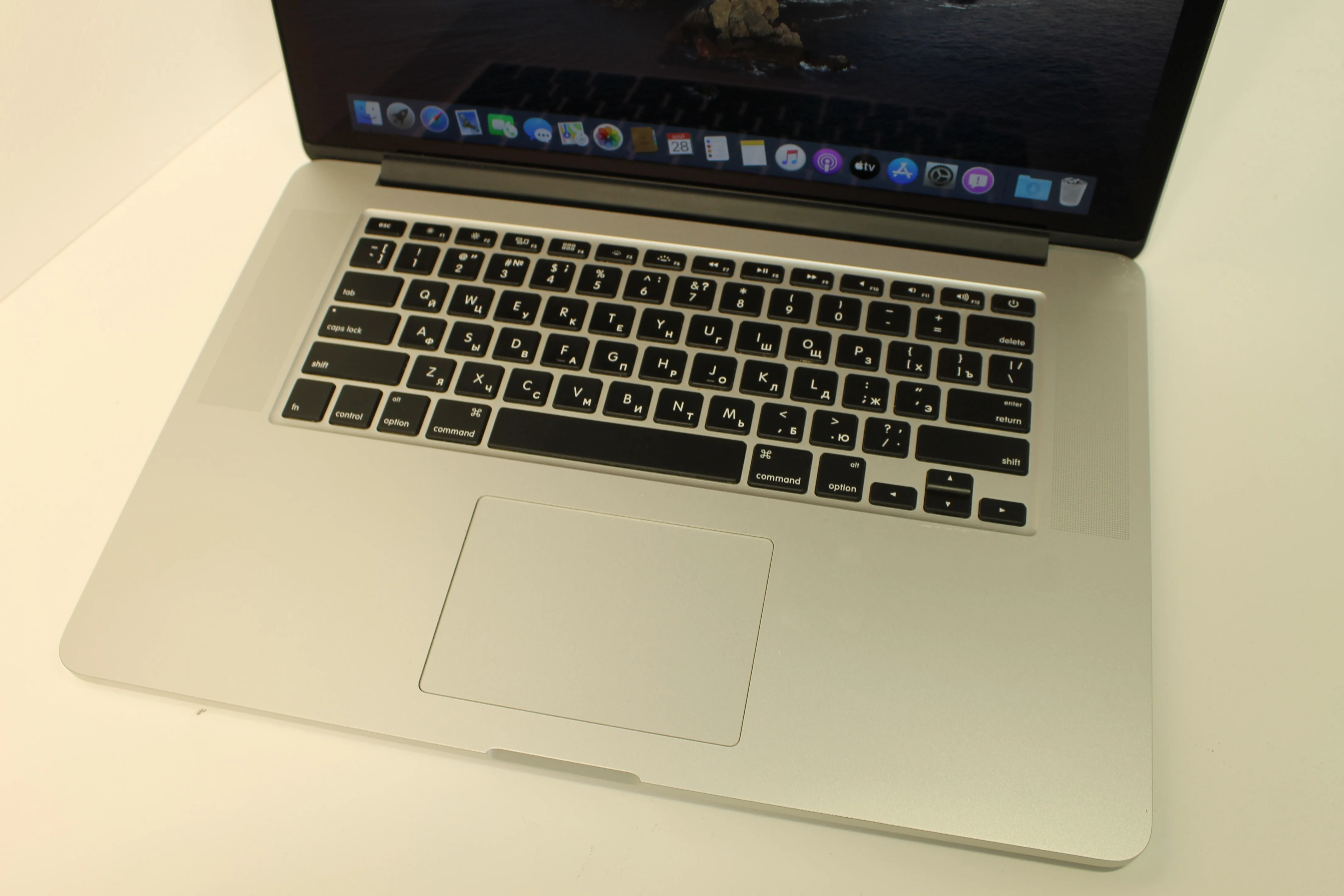 Macbook Pro retina 2015\i7\R 9 M370X 2Gb\16Gb\256Gb\15 4|Ноутбуки| |
