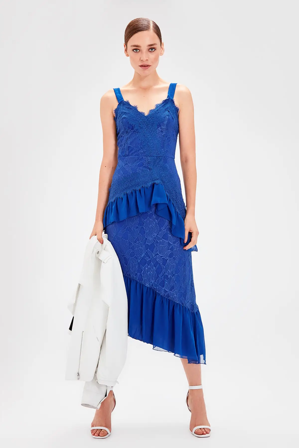Trendyol Saks Flywheel Detailed Lace Dress TPRAW20EL0515 | Женская одежда