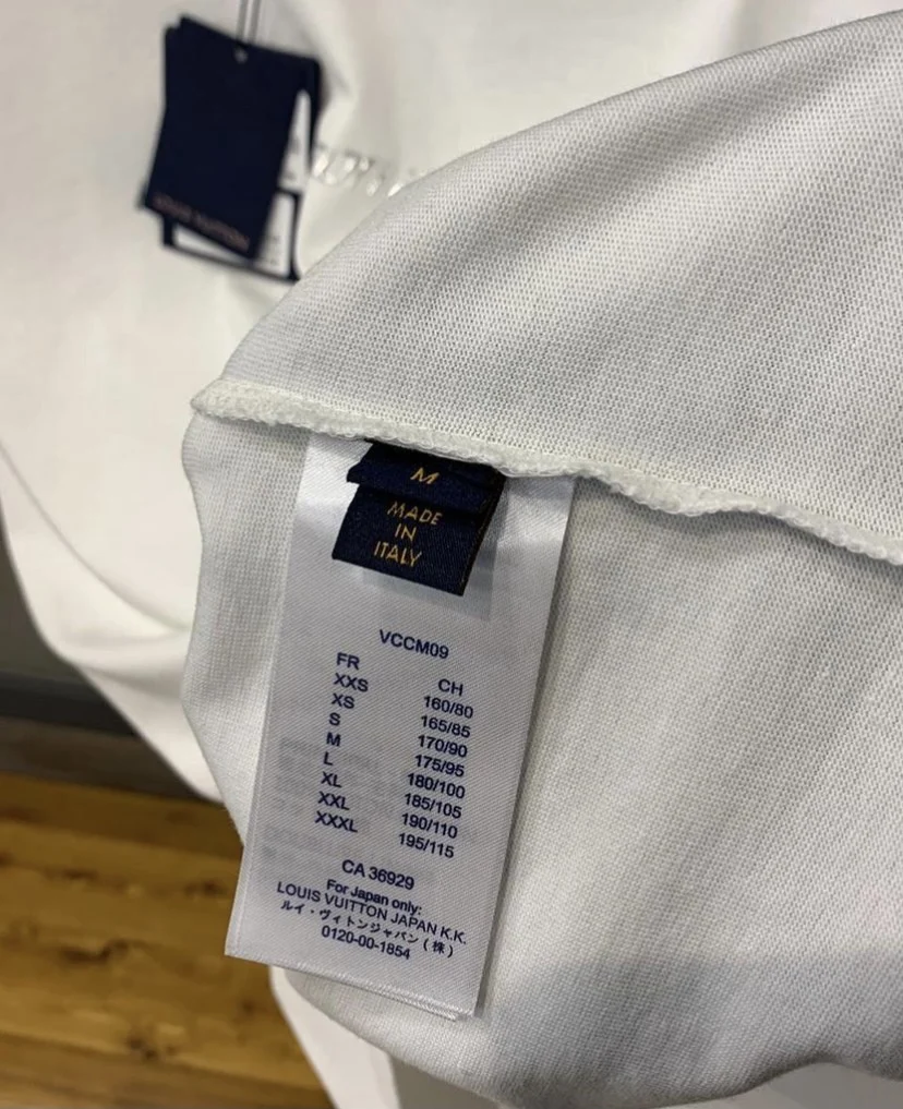 

HIGH QUALITY T-SHIRT