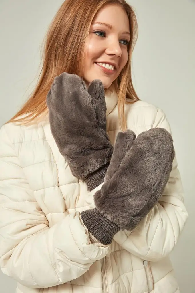 12902 пушистые антрацитовые вязаные перчатки YL | Аксессуары для одежды