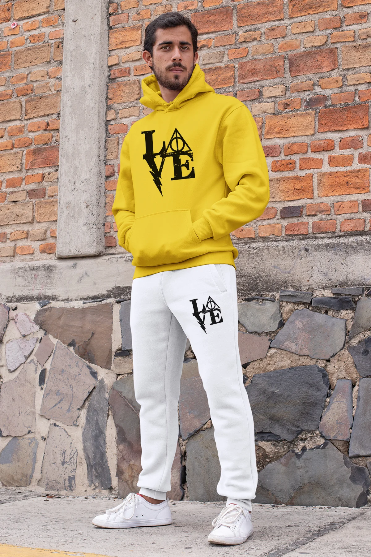 Мужской спортивный костюм Angemiel желтый свитшот с капюшоном белые спортивные