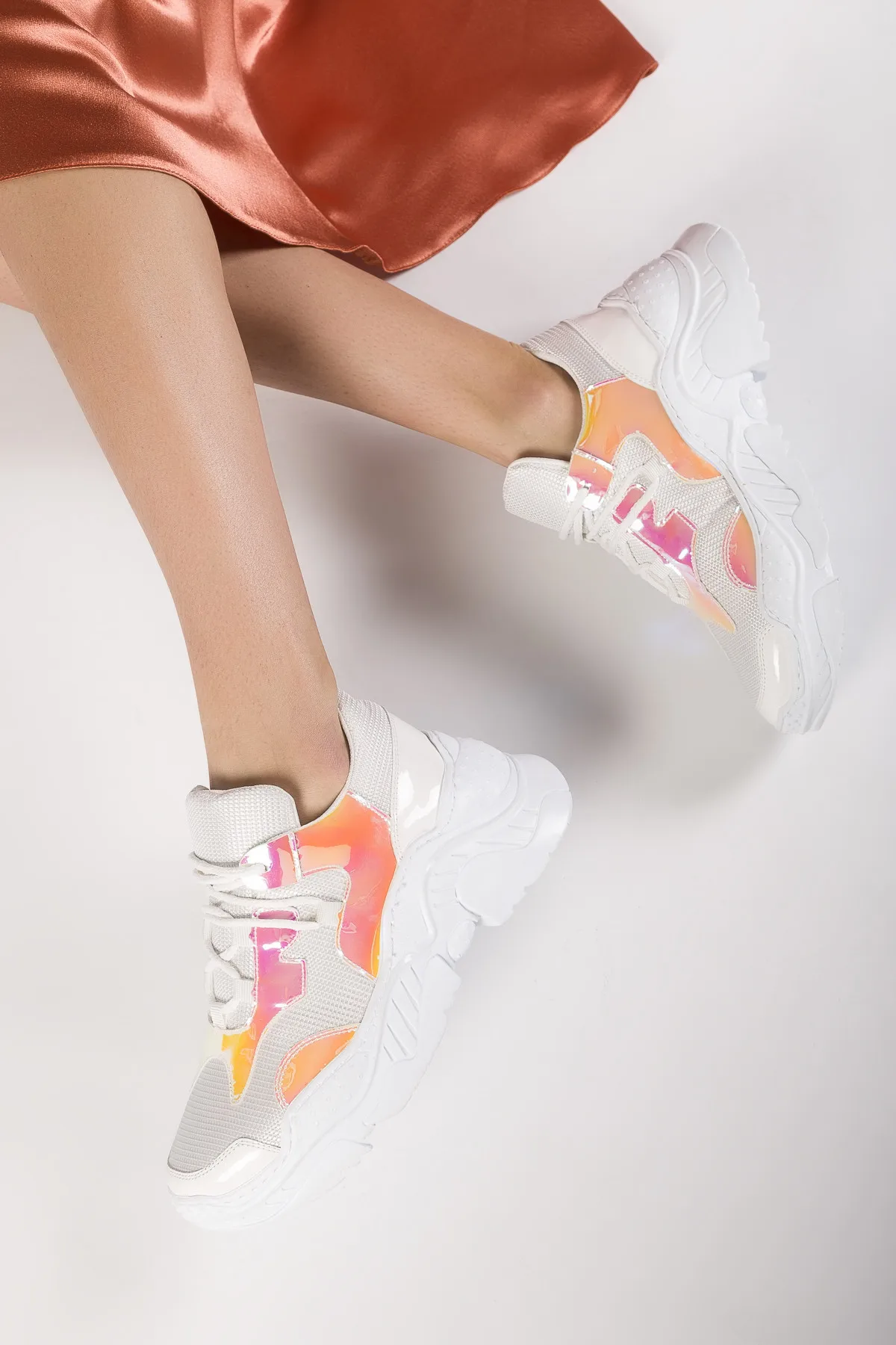 SOHO/женская повседневная обувь Женские кроссовки на шнуровке Белая женская