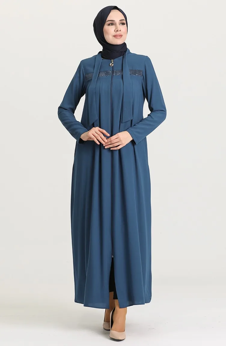 

WOMEN'S Zippered Abaya Indigo MUSLIM FASHION Polyester Indigo. Crepe fabric. Simple. Unlined. It is long sleeved