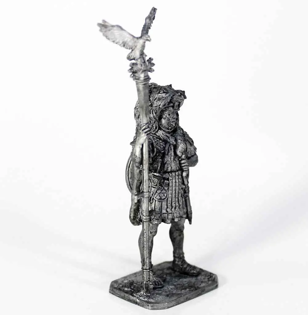 Аквилифер римского легиона 1-2 вв нашей эры - оловянный солдатик фигурка 54 мм A264