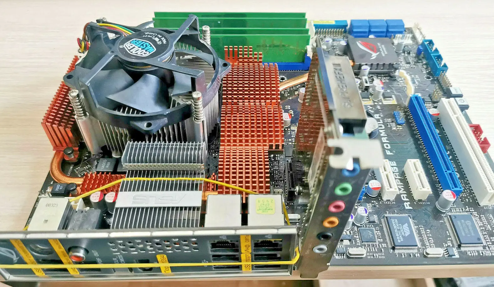 Материнская плата ASUS Rampage Formula Republic of Gamers Series intel LGA775 | Компьютеры и офис