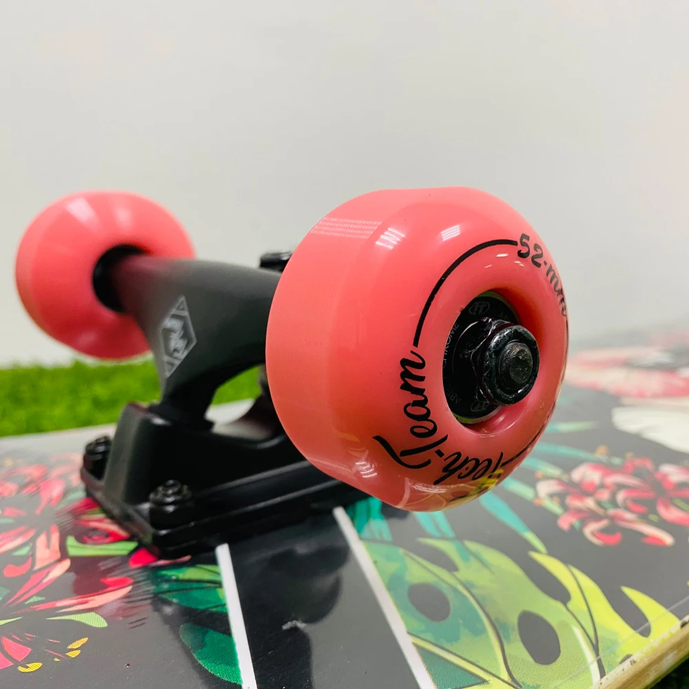 Skateboard TechTeam x-Game flowers |