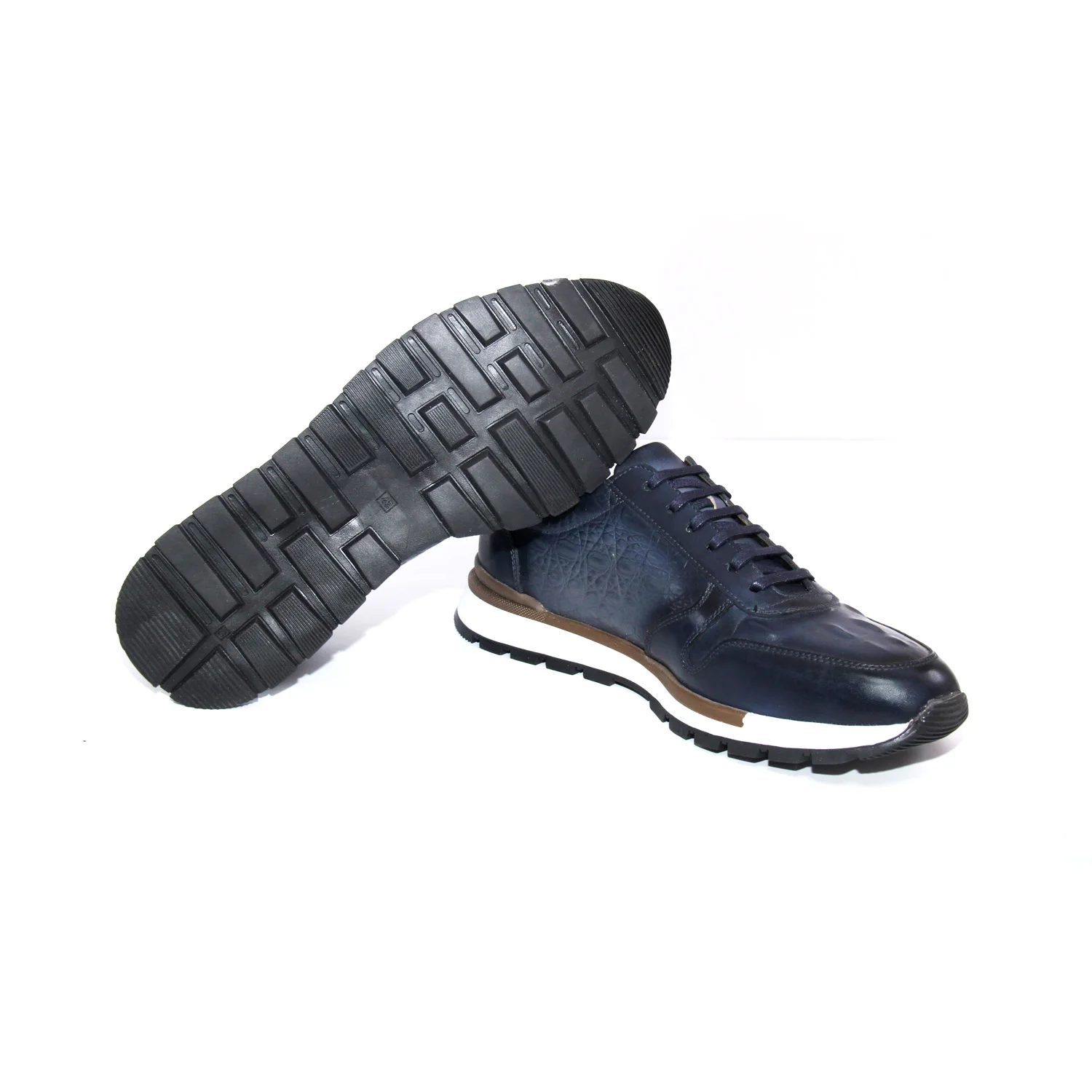 

Handmade Sport Shoes with Crocodile Skin Pattern Leather, Men's Premium Moc-croc Sneakers Runners, New Spring 2021 Collection