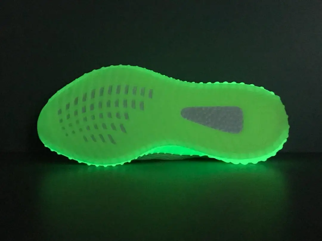 

2021 New TOP Quality Boost 350 V2 GID Men and Women Fashion Sneakers Classic Outdoor Running Shoes Size Eur 36-46