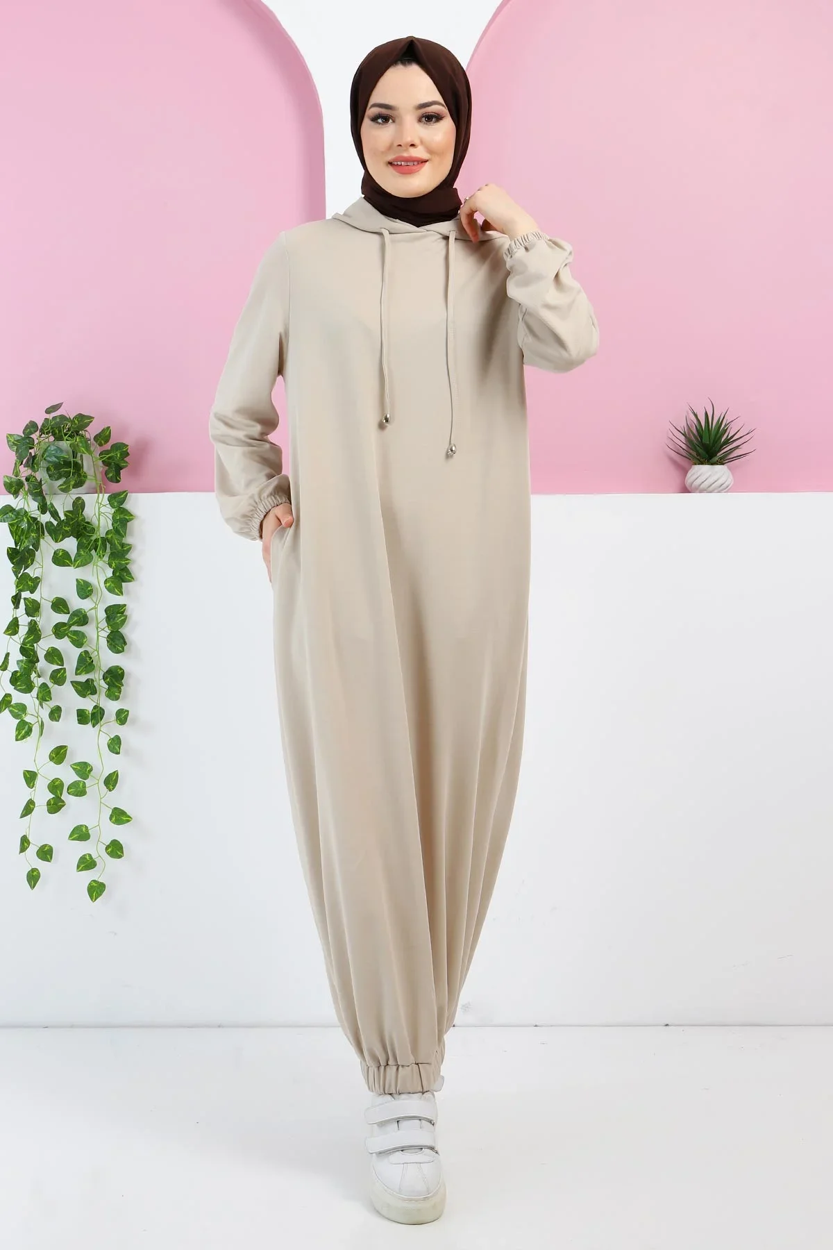 

Ramadan Eid SPORTS DRESS Muslim Fashion Clothing Knitted Dail sultan Çiviler Hijab 2022 Plus Size New Season Muslim Bubble Chiff