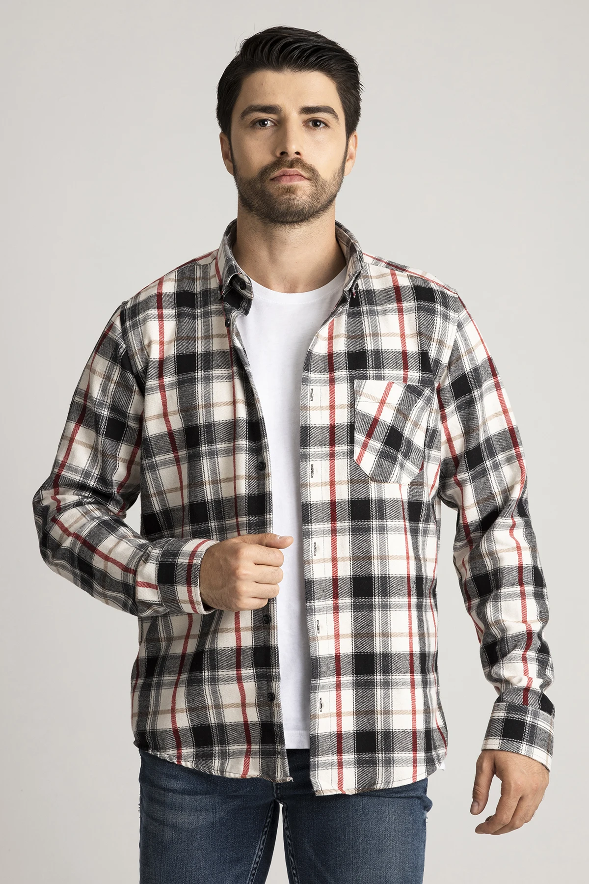 

ALENMEZA Casual Black and White and Red Plaid Stylish Long Sleeve Autumn Winter Season Lumberjack Single Pocket Modern Fit Shirt