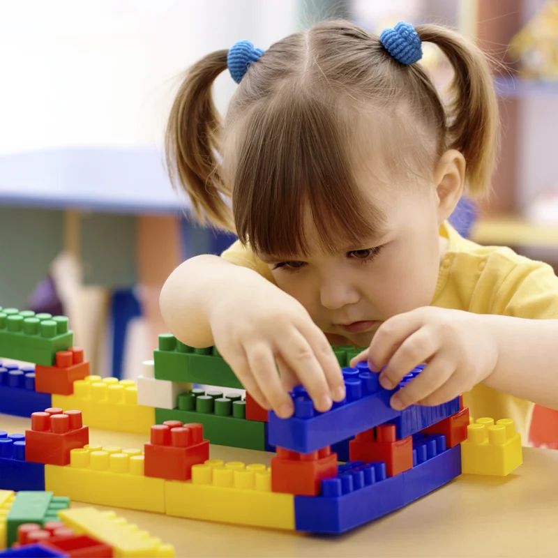 Конструктор для детей. Игры с логическими блоками дьенеша. Лего конструирование для дошкольников. Тико архимед. Плоскостное конструирование в старшей группе.