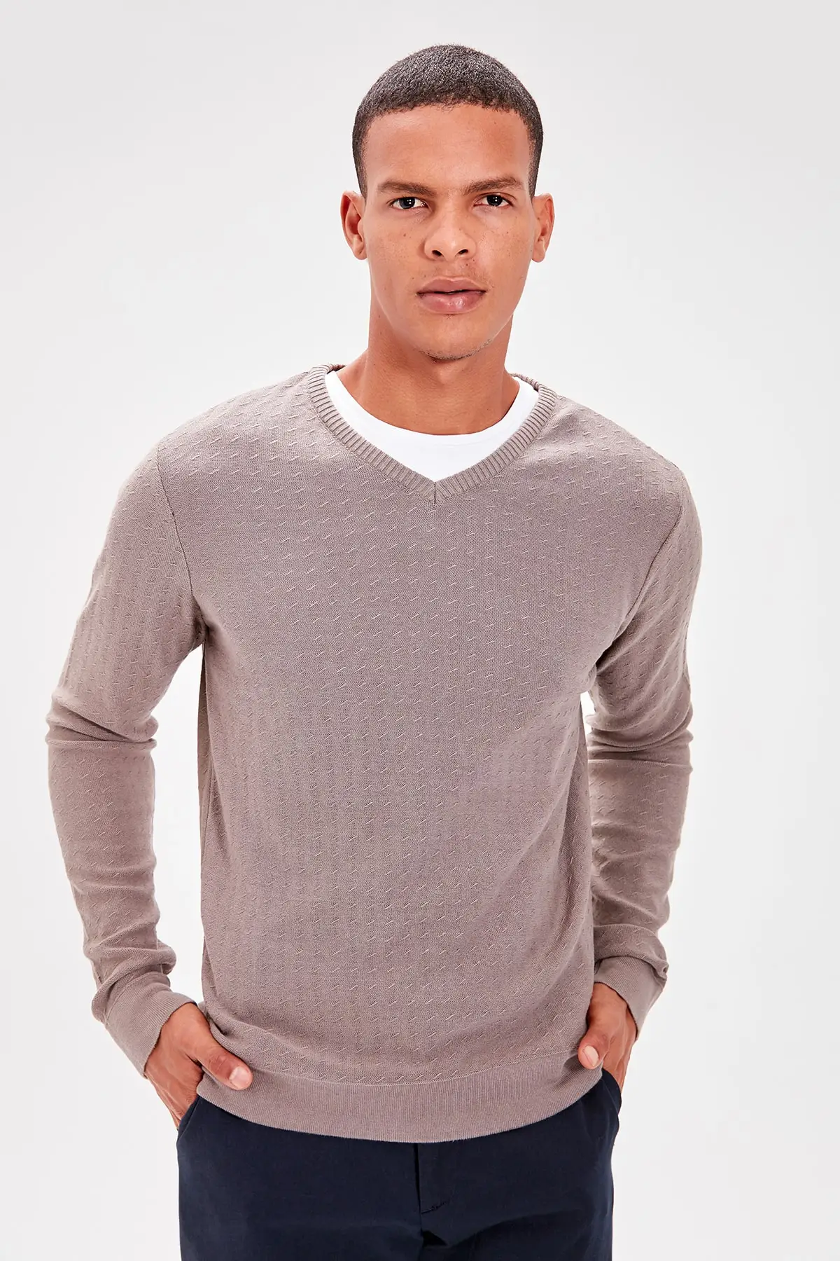 Трендовая масляная Мужская Текстурированная трикотажная одежда с v-образным