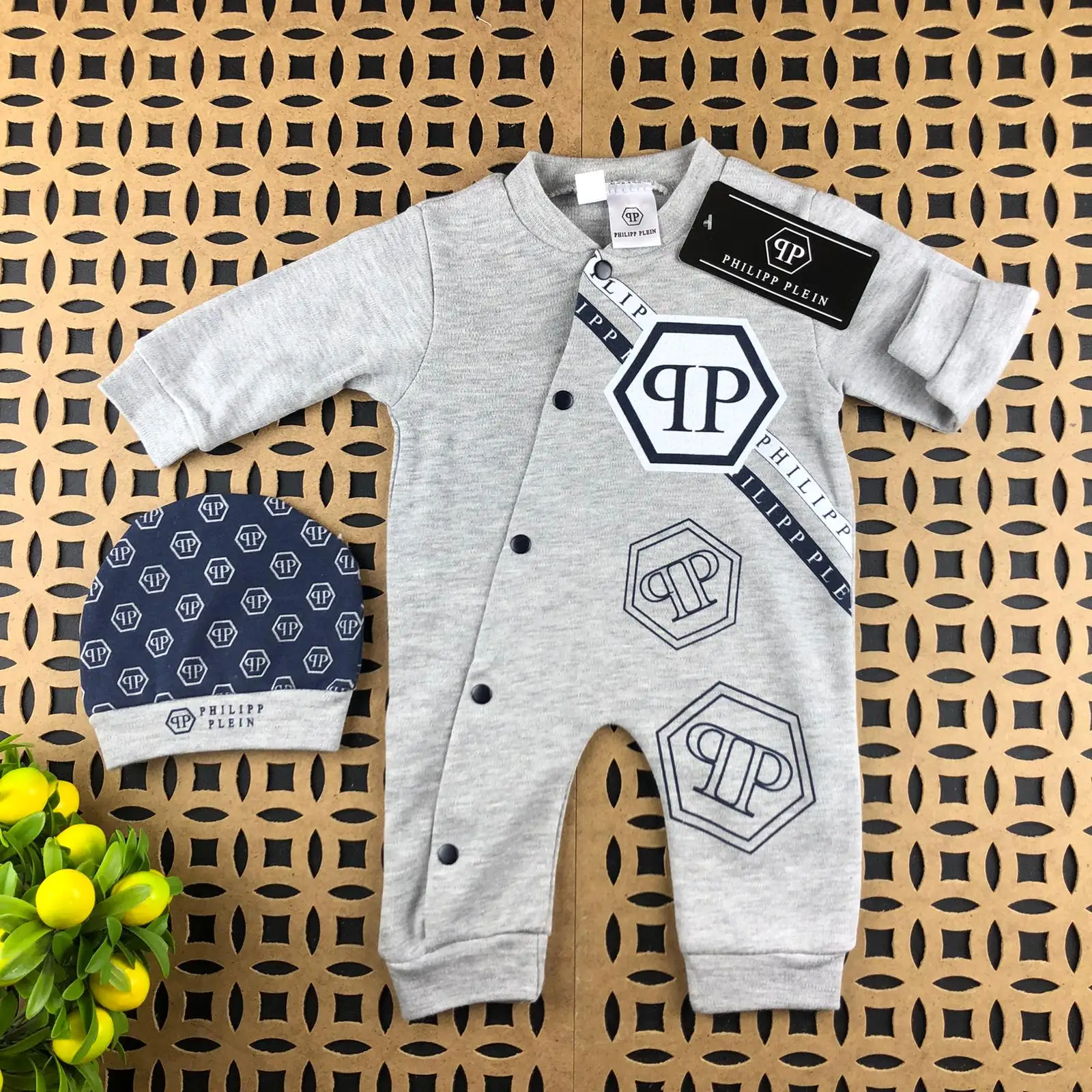 

Baby Clothing Boy Girl 3 6 9 Months Long Sleeve Rompers And Printed Cotton Brand Designer Jumpsuit Pajamas Set Luxury Bebe Gift