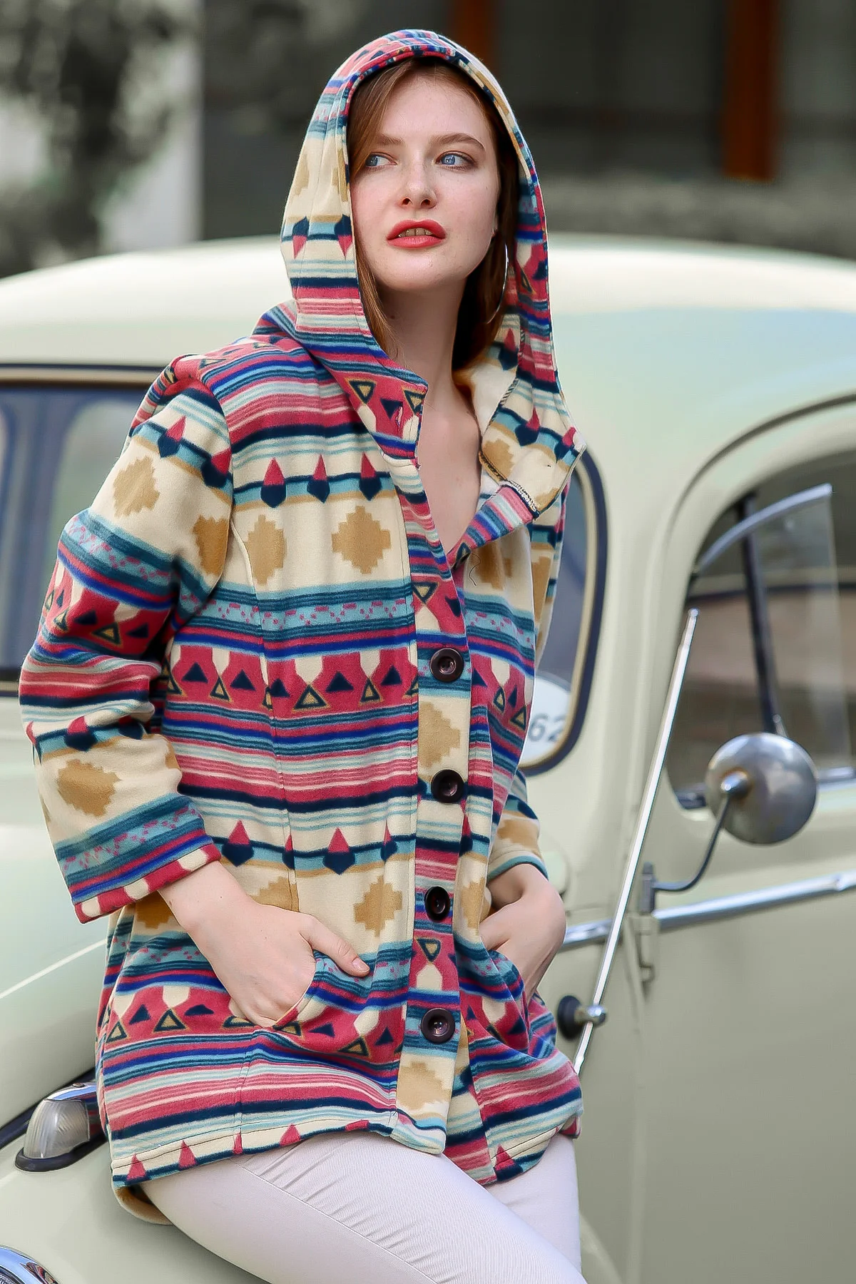 Женская каменно розовая винтажная флисовая куртка с капюшоном этническим узором