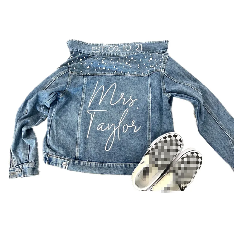 Custom Mrs Pearl Jean Jacket, Bride Jean Jacket, Mrs Denim Jacket, Personalized Bridal Jean Jacket Pearls, Bride Jacket Gift