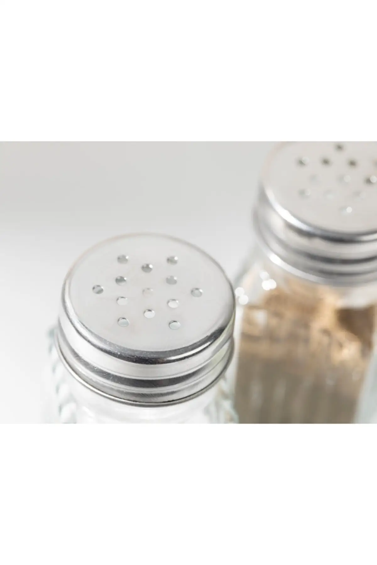 

Kitchen Spice Salt Pepper Seasoning Shaker Jar BBQ Cooking Glass Bottle Herb Spice Tools