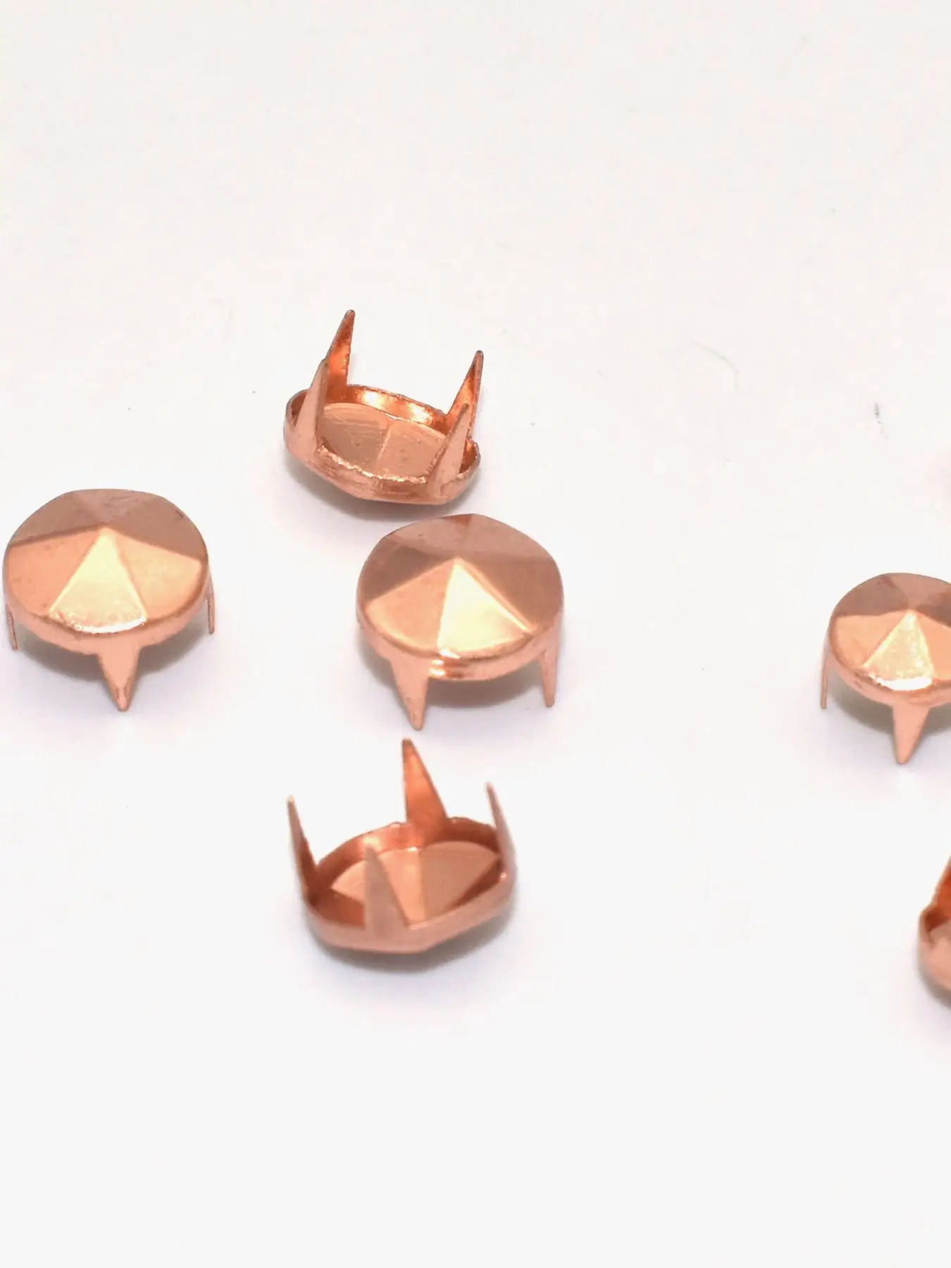 

Rose Gold Studs 9/7mm Six-sided Pyramid Spike Nailhead Iron Claw Studs Rivet Making Hardware Purse Craft Bag Leather Accessories