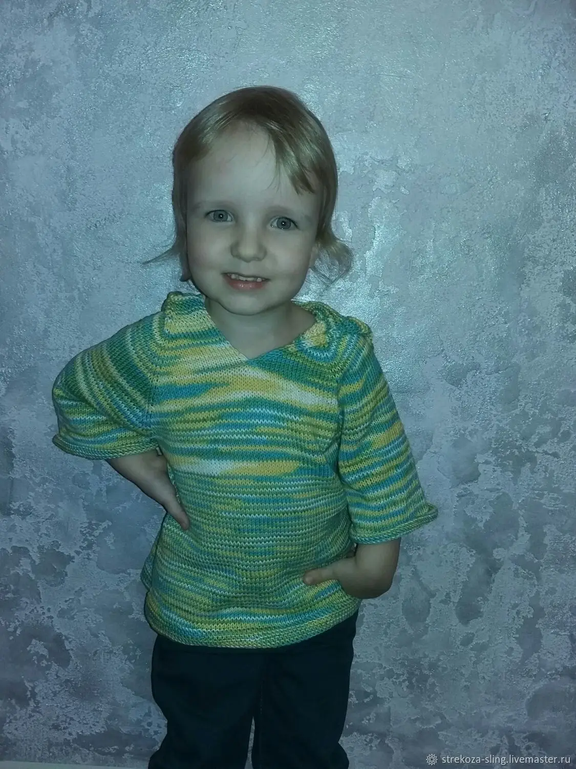 Вязаная футболка с капюшоном Голубая вязаная детская Hooded Knit T-shirt Light Blue Kids |