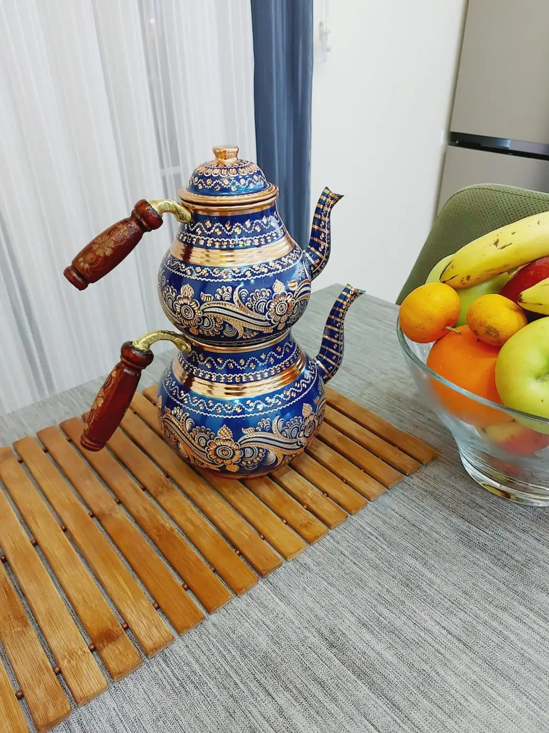 

Чайники, оттоманка и турецкие мотивы, медный декоративный домашний декор ручной работы, кухонные принадлежности для ежедневного использов...
