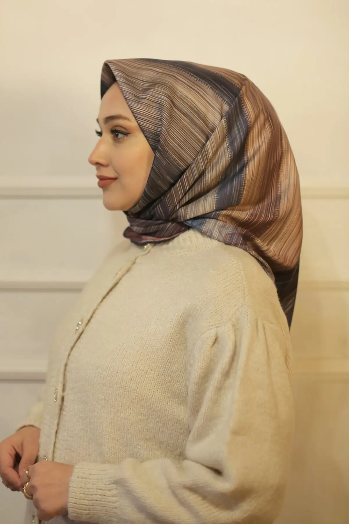 

Women's Hijab Scarf 2020-2021 Autumn / Winter Creation Made of polyester yarn Long Muslim Shawl Plain Soft Turban
